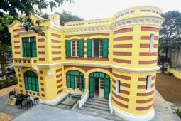 Tin tức trong ngày - Cận cảnh biệt thự Pháp cổ được trùng tu chuẩn bị mở cửa đón khách ở Hà Nội