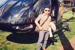 Nam ca sĩ hạng A showbiz Việt chi 2 tỷ/năm cho vợ cũ, có bạn gái kém 17 tuổi
