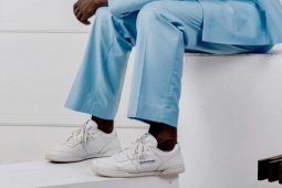 Đàn ông - Hướng dẫn mặc vest với giày thể thao sao cho sành điệu