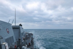 Thế giới - Tàu khu trục Mỹ quá cảnh eo biển Đài Loan, Trung Quốc lên tiếng