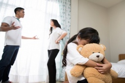 Người đàn ông uất nghẹn khi bị vợ lừa dối suốt 10 năm qua
