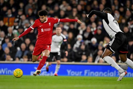 Video bóng đá Fulham - Liverpool: Đoạn kết hồi hộp, đặt vé Wembley (League Cup)