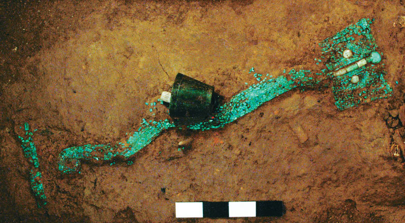 Cổ vật hình rồng có niên đại hơn 3.700 năm tuổi (ảnh: Xinhua)