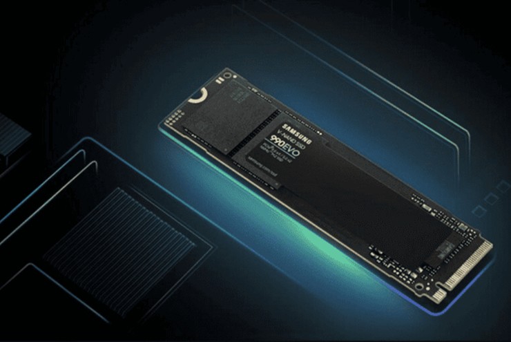 SSD Samsung 990 EVO cung cấp tốc độ đọc lên đến 5.000 MB/s.