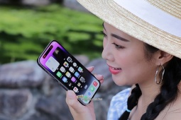 Thời trang Hi-tech - Video: Độ bền đáng kinh ngạc của iPhone 15