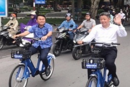 Tin tức trong ngày - Hà Nội đồng ý làm làn đường dành riêng cho xe đạp