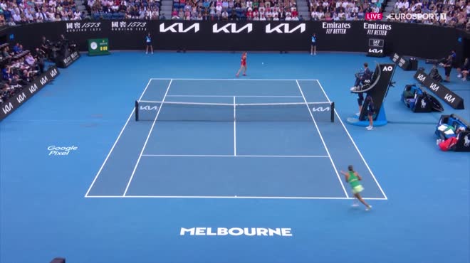 Video tennis Zheng Qinwen - Sabalenka: "Hiện tượng" không làm nên kỳ tích (Chung kết Australian Open)