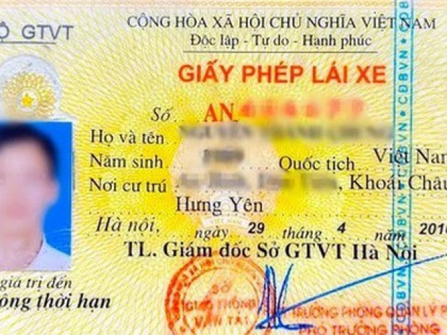 Có bắt buộc phải đổi giấy phép lái xe đã cấp trước năm 2012?