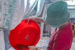 Thị trường - Tiêu dùng - Làng nghề nước mắm lâu đời ở Đà Nẵng 'chạy đua' những ngày giáp Tết