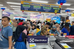Công nghệ thông tin - Đóng loạt cửa hàng ở Việt Nam, nhưng TGDĐ làm điều trái ngược ở Indonesia