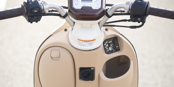 Yamaha Vino 50 2024 trình làng - siêu tiết kiệm xăng, kiểu dáng lại cực "cool" - 5