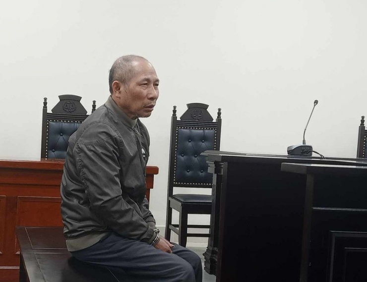 Bị cáo Trần Văn Minh tại phiên tòa. Ảnh: T.T