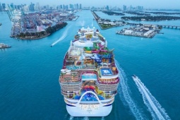 Thế giới - Ngắm du thuyền lớn nhất thế giới có thể chở số người tương đương dân số một thành phố