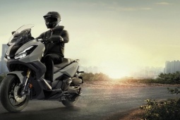 Thế giới xe - Honda giới thiệu xe ga hiện đại "trội" hơn hẳn SH, có cả điều khiển bằng giọng nói