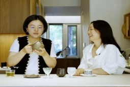 Kinh doanh - Cặp bạn thân bỏ phố về quê xây nhà 300m2 sống cùng nhau, “nghỉ hưu” sau 8 năm đi làm