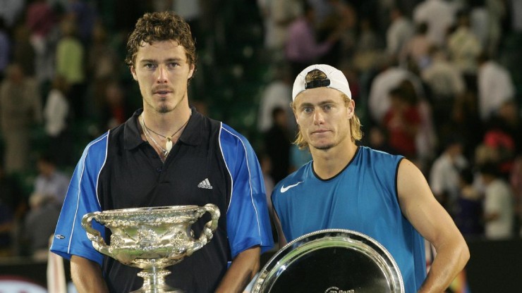 Chung kết Australian Open 2005: Marat Safin (trái) thắng Lleyton Hewitt