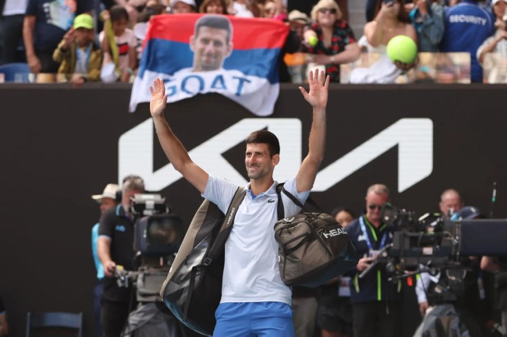 Djokovic hơn Federer 100 tuần giữ ngôi đầu bảng xếp hạng