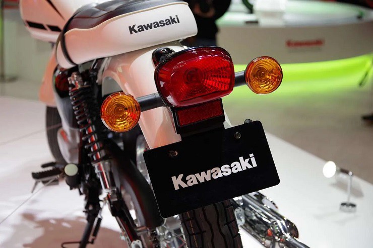 Ra mắt Kawasaki W230, xe cổ điển giá dự kiến 83 triệu đồng