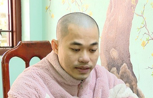 Hà Trung Hòa tại cơ quan công an. Ảnh: Công an Ninh Bình