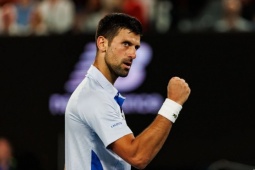 Djokovic hỏi câu làm cả làng tennis im lặng: Có bao người làm được như tôi?