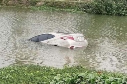 Tin tức trong ngày - Tin tức 24h qua: Được cứu khỏi ô tô chìm dưới sông, nữ tài xế đợi ngày gặp được ân nhân