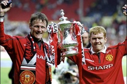 Ly kỳ MU bỏ FA cup sau cú ăn 3 lịch sử: Bị báo Anh vùi dập, nỗi oan của Sir Alex