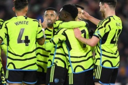 Bóng đá - Bảng xếp hạng Ngoại hạng Anh: Arsenal tạm trở lại ngôi nhì, Tottenham mừng lớn