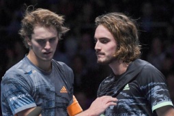 Zverev, Tsitsipas nhận "gáo nước lạnh": Không thể đấu với "BIG 4" mới