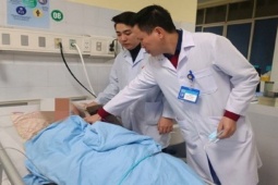 Tin tức trong ngày - Đốt than sưởi ấm, chồng tử vong, vợ nguy kịch