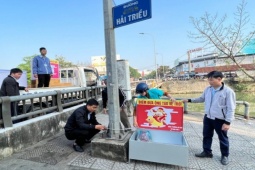 Tin tức trong ngày - Độc lạ "trạm cá chép siêu tốc" đưa ông Táo về trời