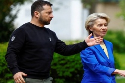 Thế giới - EU bất ngờ thông qua gói viện trợ 50 tỷ euro cho Ukraine