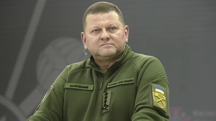 Tổng Tư lệnh quân đội, đại tướng Valery Zaluzhny được cho là sẽ bị ông Zelensky sa thải trong tuần này.