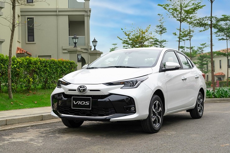 Giá xe Toyota Vios niêm yết và lăn bánh tháng 2/2024 - 3