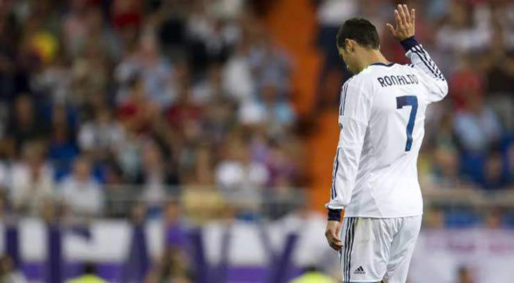 Ronaldo không ăn mừng dù ghi bàn cho Real Madrid, đầu mùa giải 2012/13