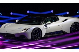 Tin tức ô tô - Maserati MC20 sẽ có biến thể sử dụng động cơ điện