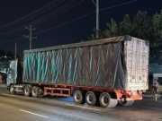 Pháp luật - Một thanh niên bất ngờ lao vào bánh xe container tử vong