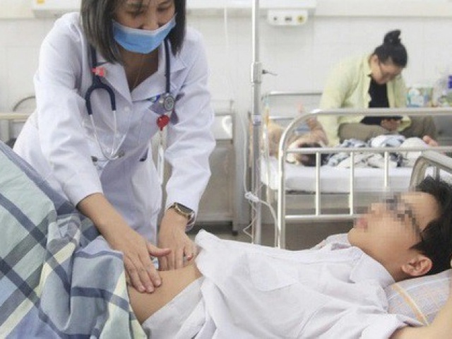 Sức khỏe đời sống - Bé 13 tuổi viêm loét dạ dày, xuất huyết tiêu hóa vì thói quen khó bỏ của nhiều người Việt