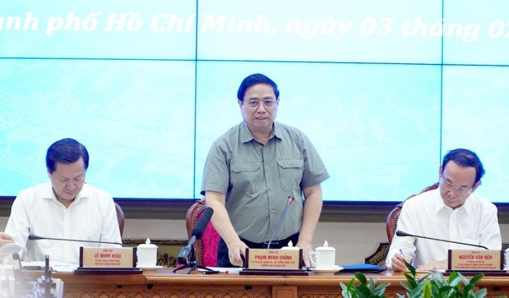 Thủ tướng Phạm Minh Chính chủ trì hội nghị. Ảnh: V.LÊ