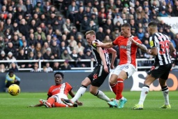 Video bóng đá Newcastle - Luton Town: Điên rồ 8 bàn, rượt đuổi ngoạn mục (Ngoại hạng Anh)