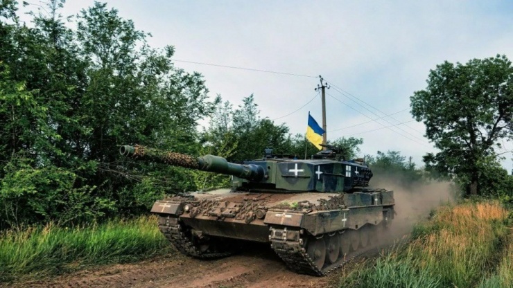 Xe tăng Leopard 2A4 của Lữ đoàn cơ giới số 33 Ukraine. Ảnh: Forbes