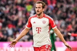 Harry Kane cán mốc 24 bàn ở Bundesliga, san bằng kỷ lục của Luca Toni