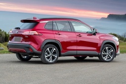 Tin tức ô tô - Toyota Corolla Cross 2024 chốt lịch ra mắt kèm video "nhá hàng"