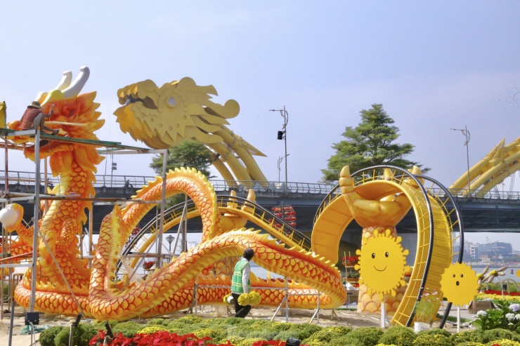 Ngắm những