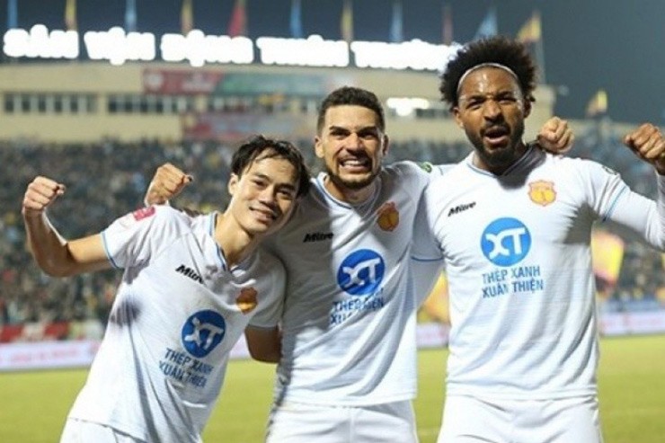 V-League trở lại và Nam Định hy vọng sẽ giữ ngôi đầu bảng