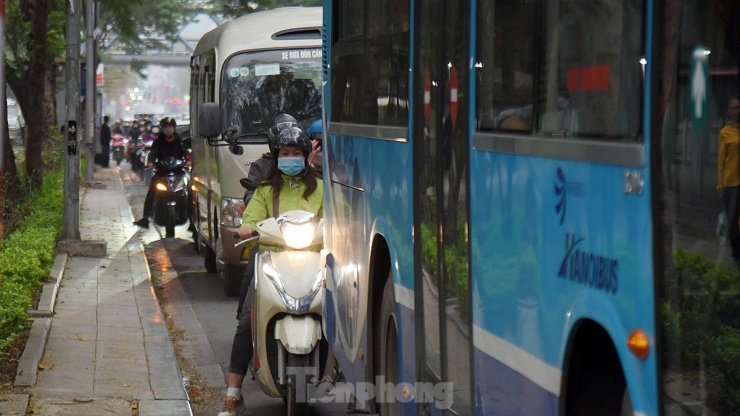 Hà Nội tắc mọi ngả đường chiều 27 Tết - 11