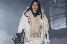 Thời trang - Moncler đi lên núi để khai trương sàn diễn choáng ngợp thu đông 2024