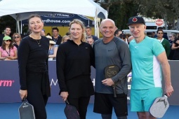 Thể thao - "Búp bê" Sharapova thua trận tái xuất, bỏ lỡ phần thưởng 1 triệu USD