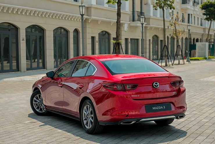 Mazda 3 có thêm phiên bản 1.5L Signature đi kèm giá bán 739 triệu đồng - 2