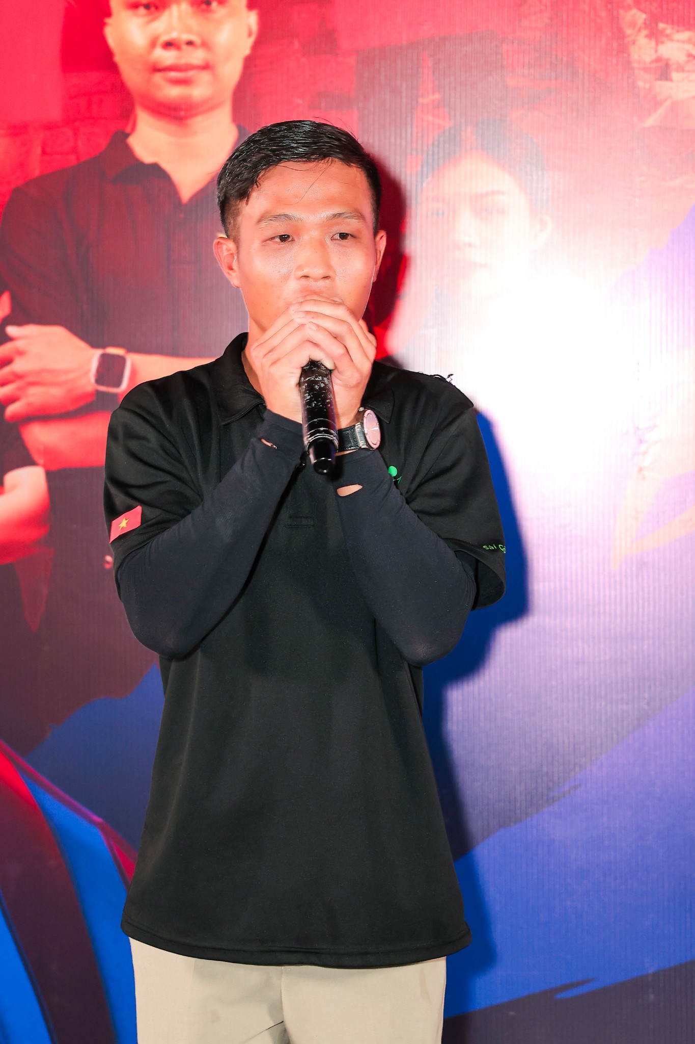 Bữa tiệc đầy bất ngờ mà Tiger Beer mang đến cho nhóm cũng chính là lời động viên để các bạn tin hơn vào con đường mình đang chọn, là món quà sau những giây phút vất vả mà các thành viên đã hy sinh để lan toả thông điệp vì một Việt Nam can trường.