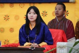 Bạn trẻ - Cuộc sống - Công chúa Bhutan sống kín tiếng, xinh đẹp gây bão mạng